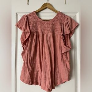 Flutter sleeve top.